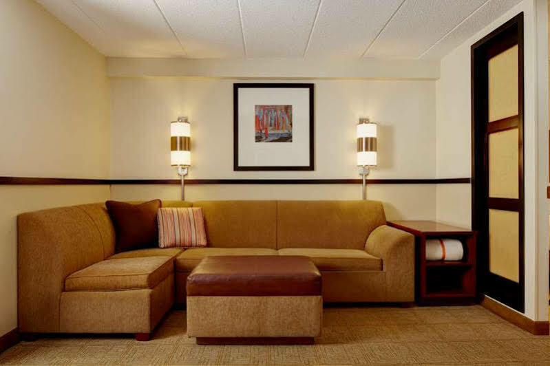 Hyatt Place Greenville/Haywood Kültér fotó