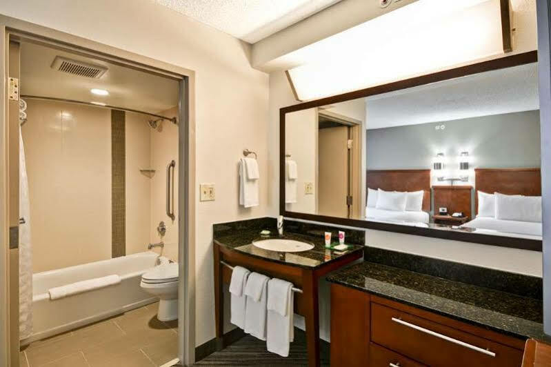 Hyatt Place Greenville/Haywood Kültér fotó