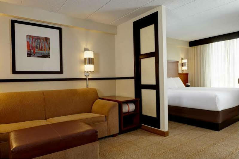 Hyatt Place Greenville/Haywood Kültér fotó